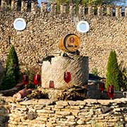 Wine fountain, Mileștii Mici
